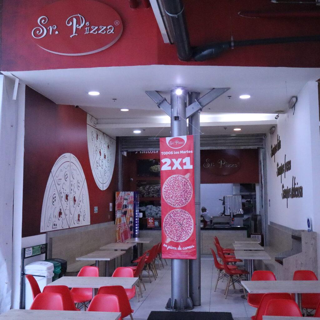 Sr. Pizza
